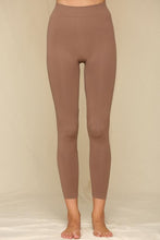 Load image into Gallery viewer, Activate Seamless 32" Long Legging - Modern Romance Boutique
