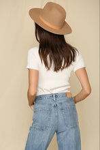Load image into Gallery viewer, Danielle Short Sleeve Crew Neck Sweater - Modern Romance Boutique

